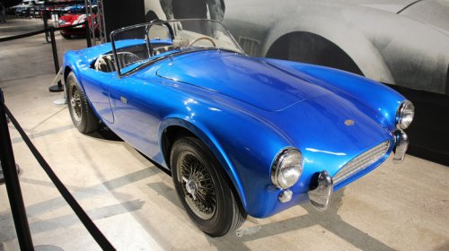 Was The 1962 Shelby Cobra CSX 2000 Really Repainted To Fool The Press?