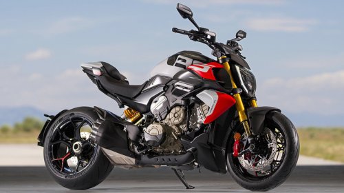 9 Of The Quickest Street Legal Motorcycles Ranked By 0-60