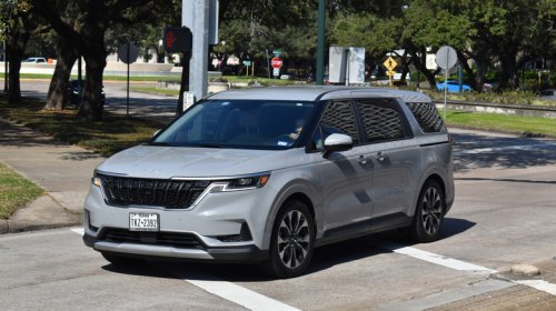Ranking All 5 Current Production Minivans According To Which One Is Fastest