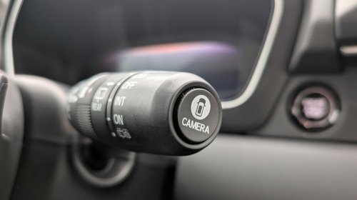 Honda Almost Nailed Its Camera Button Placement, But One Unexpected Automaker Still Has Everyone Beat