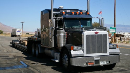 Are New Semi Trucks Better Than Old Ones? Here's What Drivers And Fleet Owners Say