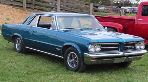 The Time Pontiac Sent A Ringer To Journalists
