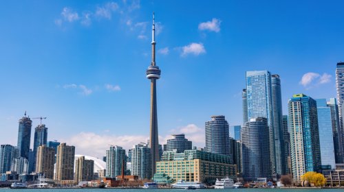 Why This Street In Toronto Was 'The Longest Street In The World' Until It Wasn't