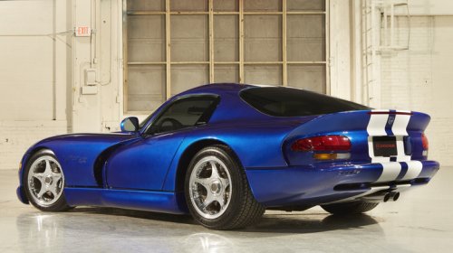 11 Cars And Trucks That Kept Old Technology Going Past Its Expiration Date