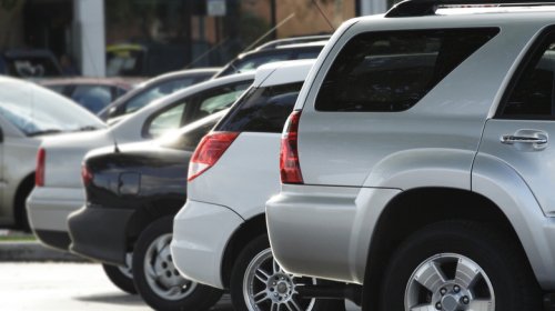 Do Dark Colored Cars Really Get Worse Gas Mileage In Hot Weather?