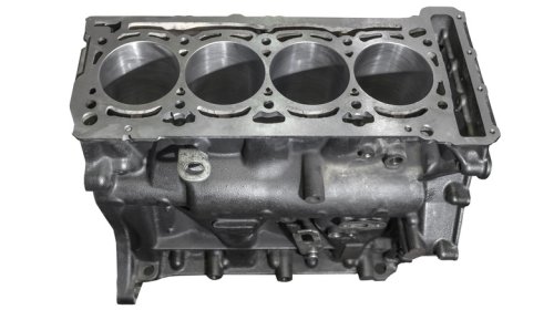 These Symptoms Might Mean Your Car Has A Cracked Engine Block