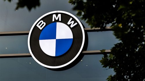 BMW to recall over 318,000 vehicles due to starter motor overheating, fire risk