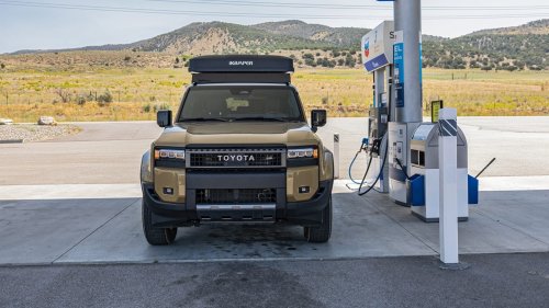 Out 2025 Toyota Land Cruiser Is a Hybrid, but It Doesn’t Act Like One