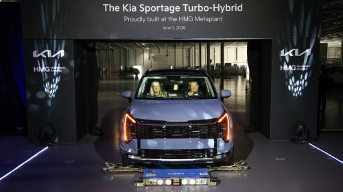 The Kia Sportage Hybrid Is No Longer Completely Reliant on Imports. That Changes Everything.