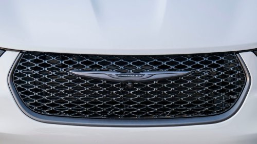 2028 Chrysler Arrow