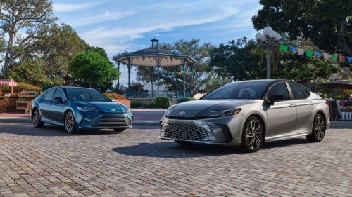 How Much Does the 2026 Toyota Camry Cost, and What MPG Does It Get?