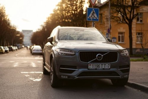 Volvo Recalls 413,000+ Cars for Backup Camera Failures—Now a Class Action Could Get Tossed