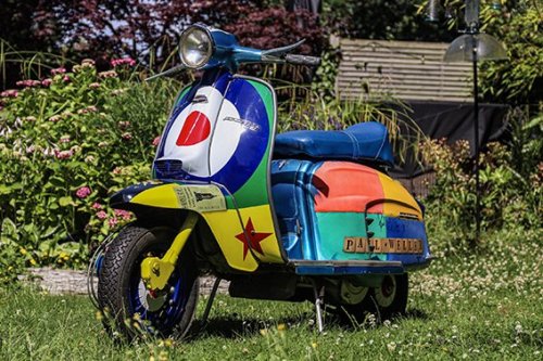 Famous Paul Weller ‘Stanley Road' Lambretta Heads to Auction