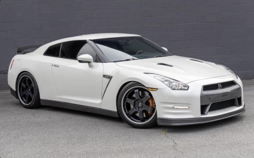 No-Reserve 2014 Nissan GT-R Black Edition Pairs 545 HP With a Freshly Upgraded Transmission