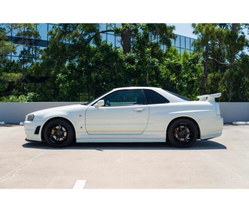 Why This 2002 Nissan Skyline GT-R R34 M-Spec Nür Is the JDM World's New Blue-Chip Collectible