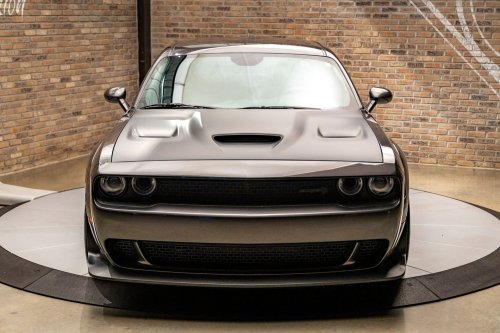 2018 Dodge Challenger SRT Hellcat Widebody Keeps Manual Muscle Alive With 707 Supercharged Horsepower