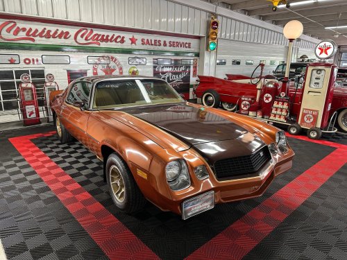 Restomod 1980 Chevrolet Camaro RS Blends Classic Muscle Style With Modern Performance Upgrades