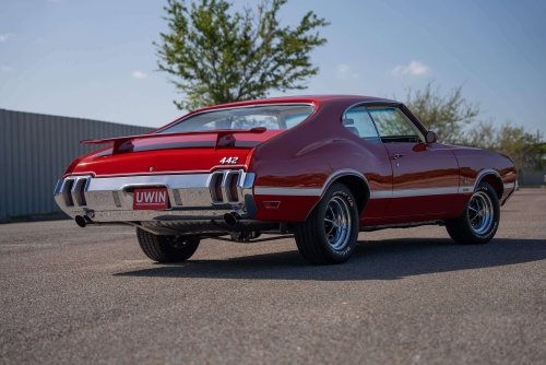 Restored 1970 Oldsmobile 442 W30 Headlines Muscle-Car Giveaway Benefiting Veterans and Children