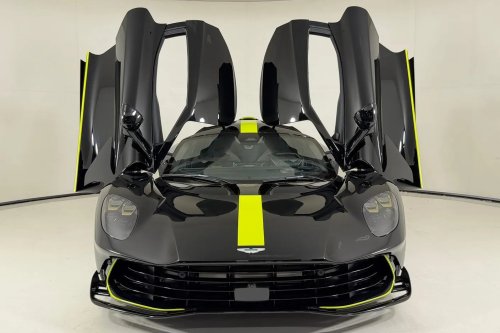 Aston Martin Valhalla Plug-In Hybrid Nears $1 Million at Auction