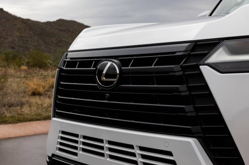 2026 Lexus LX vs 2026 Lexus GX | Exploring Key Differences
