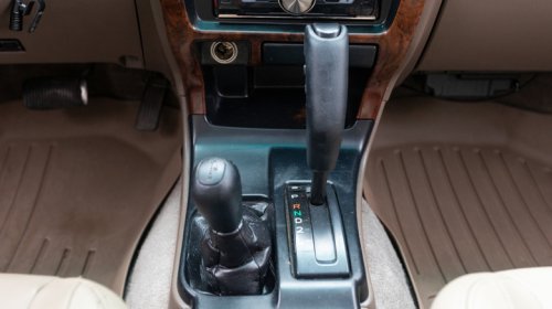 Why Do Some 4WD Vehicles Have Two Gear Shifts?