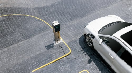 How Do Electric Cars Cool Down Without Radiators?