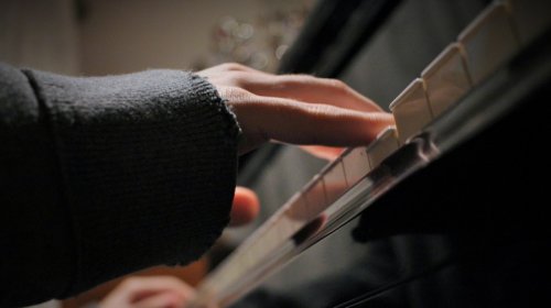How Did Yamaha Go From Building Musical Instruments To Motorcycles?