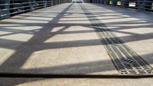 What Do Those 'Open Joints On Bridge' Signs Mean?