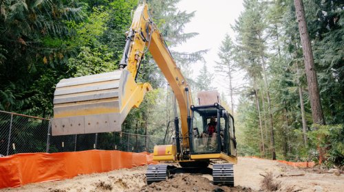 Backhoe Vs. Excavator: What's The Difference And Which Is Right For Your Needs?