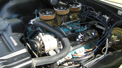Here's What Made The Pontiac 421 Super Duty Big Block Engine So Impressive
