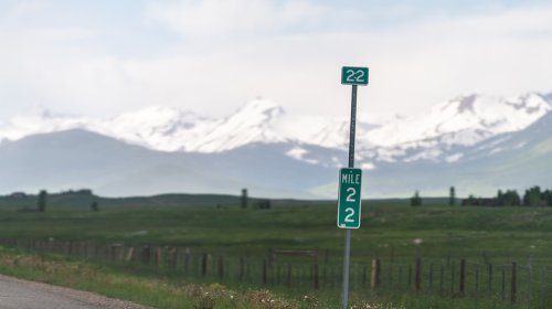 Mile Marker Signs Are Way More Important Than You Probably Realize