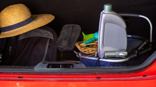 7 Tools To Always Bring On A Road Trip (And 3 To Leave At Home)