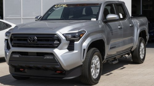 What OEM Tires Does The Toyota Tacoma Typically Come With?