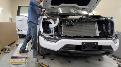 Ford CEO Says Modern Cars Are Too 'Complicated' For Home Mechanics To Repair