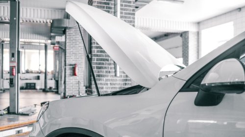 Why Are Car Hoods Called 'Bonnets' In England?