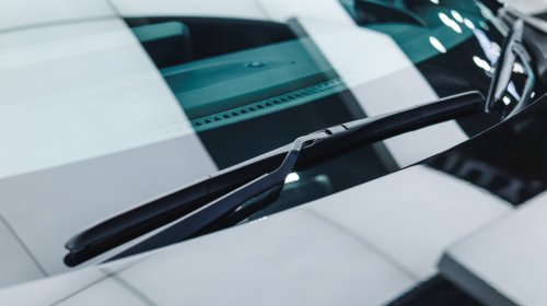 Windshield Wiper Refills Are Cheaper, But Can Every Car Use Them?