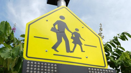 Road Signs And Meanings: What Do Pentagon-Shaped Signs Mean For US Drivers?
