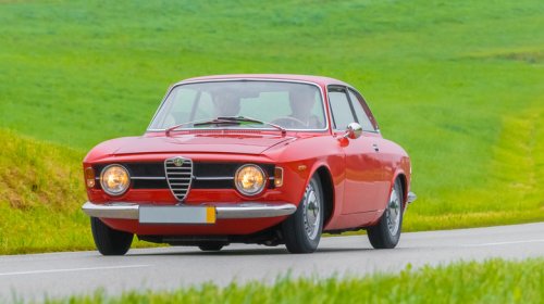 How Often Should You Drive A Classic Car? (And Why?)