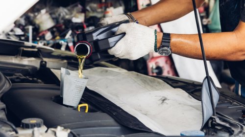Should You Get An Oil Change Before Or After A Long Road Trip?