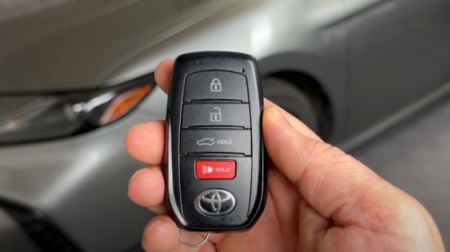 How To Change The Battery In A Toyota Key Fob