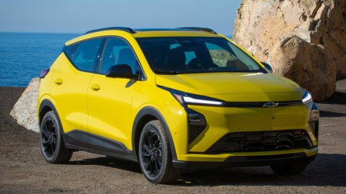 4 EV Alternatives To The Bolt (Which Chevy's Only Bringing Back For A Limited Time)