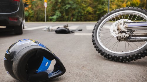 Here's How To Know If A Motorcyclist Is In Distress