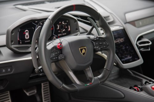 Lamborghini Won't Be Following Ferrari Down the Modern Manual Transmission Path, Exec Says