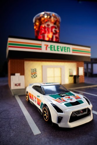 7-Eleven’s Custom Nissan GT-R Hot Wheels Is a Perfect Pairing
