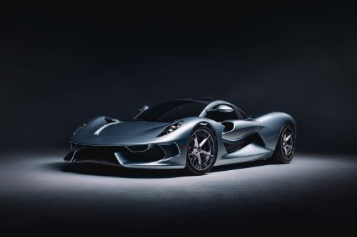Hennessey’s New Blackbird Hypercar Brings an N/A V-8, a Gated Stick Shift, and Exactly 0 Screens