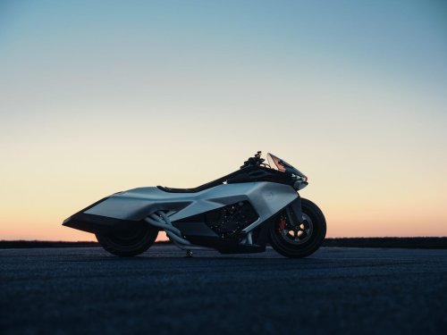 The BMW Motorrad Vision K18 Concept Would Be Syd Mead's Dream Bike