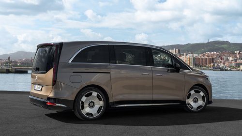 The Mercedes-Benz VLE in Photos