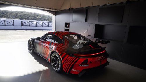 Porsche Just Unveiled Its First GT4 Race Car Based on the 911
