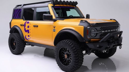NFL Star Joe Burrow’s Custom 2022 Ford Bronco in Photos