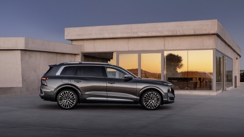 Audi Unveils Its New Flagship S.U.V., the Three-Row Q9